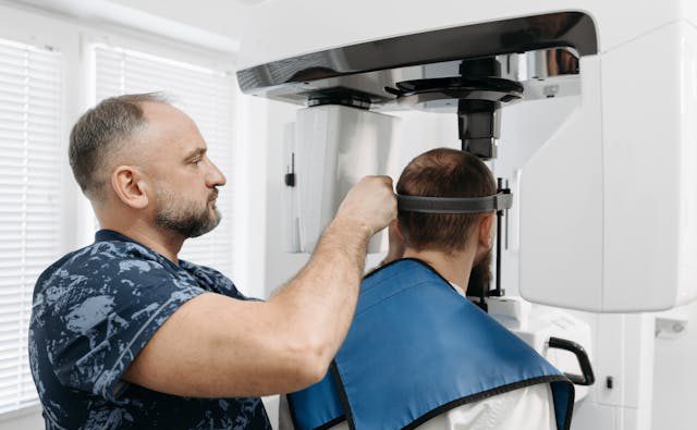 Multilink a inne cementy dentystyczne: Porównanie właściwości