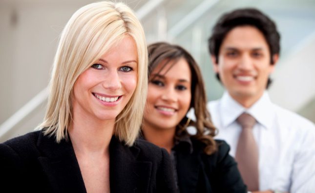 Zakaz konkurencji w umowie: kiedy Prawnik powie „to się nie obroni” i jak to naprawić.